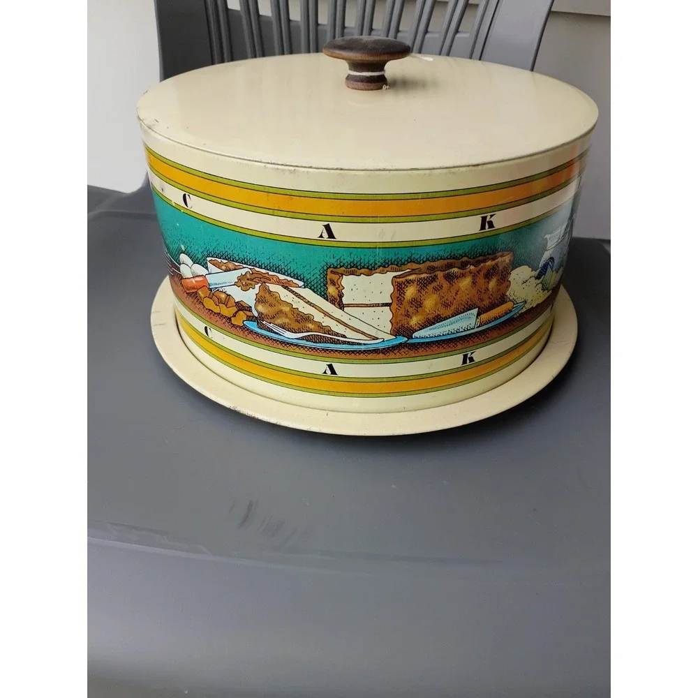 Vintage Cake Tin Ballonoff  - 1979 Pentron Industries & Bread Box Set Matching
